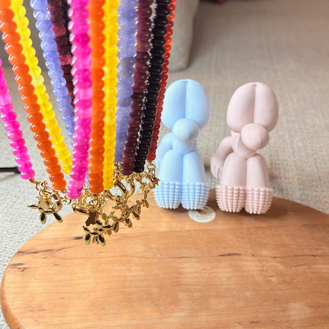 Agate Beaded Necklace with Gold Balloon Dog Charm – Playful Handmade Statement Jewelry