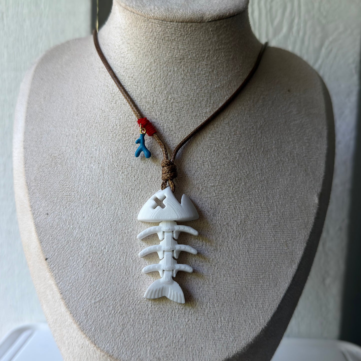 3D Jumbo Fishbone Charm Necklace