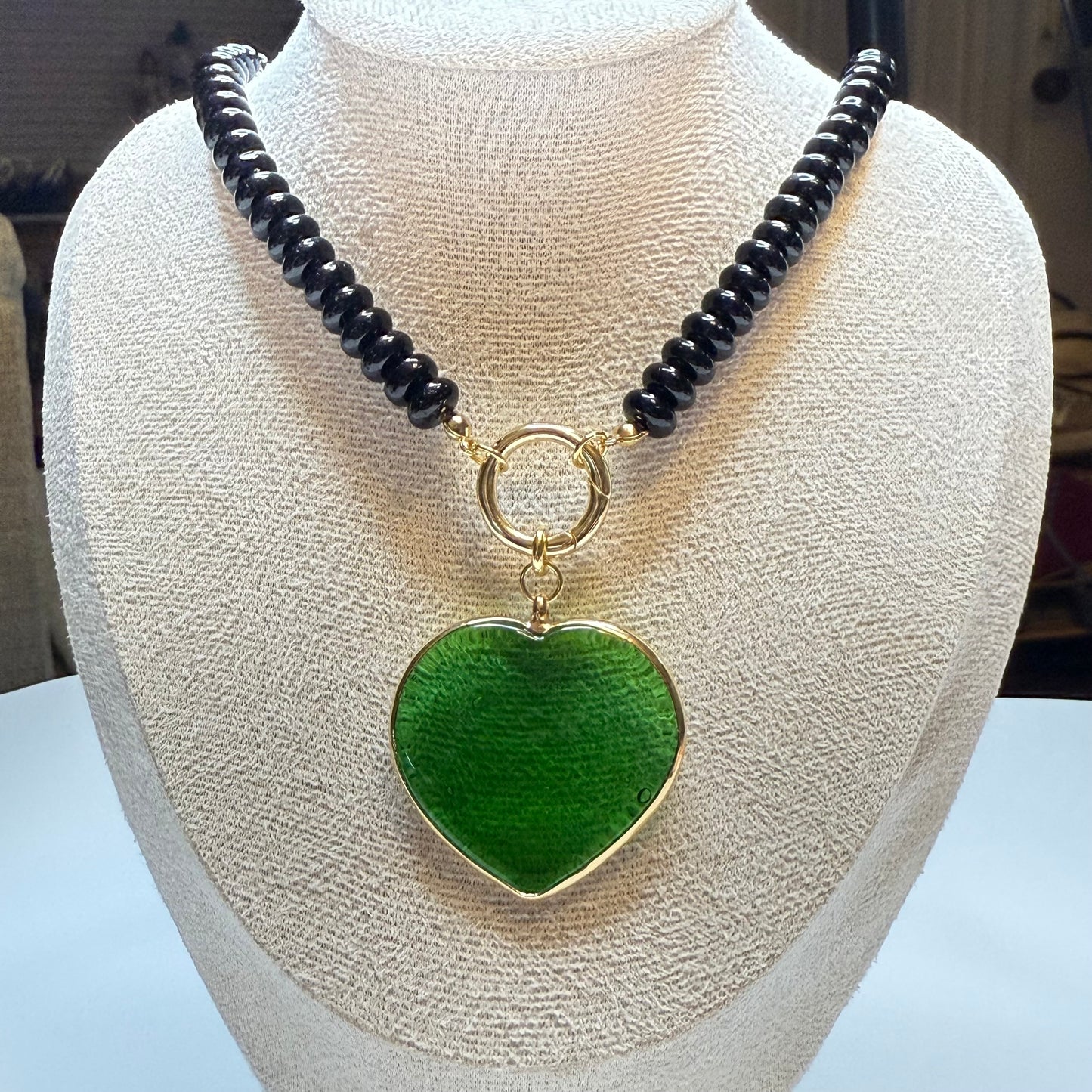 15" Pop Color Natural Stone Sweetheart Necklace