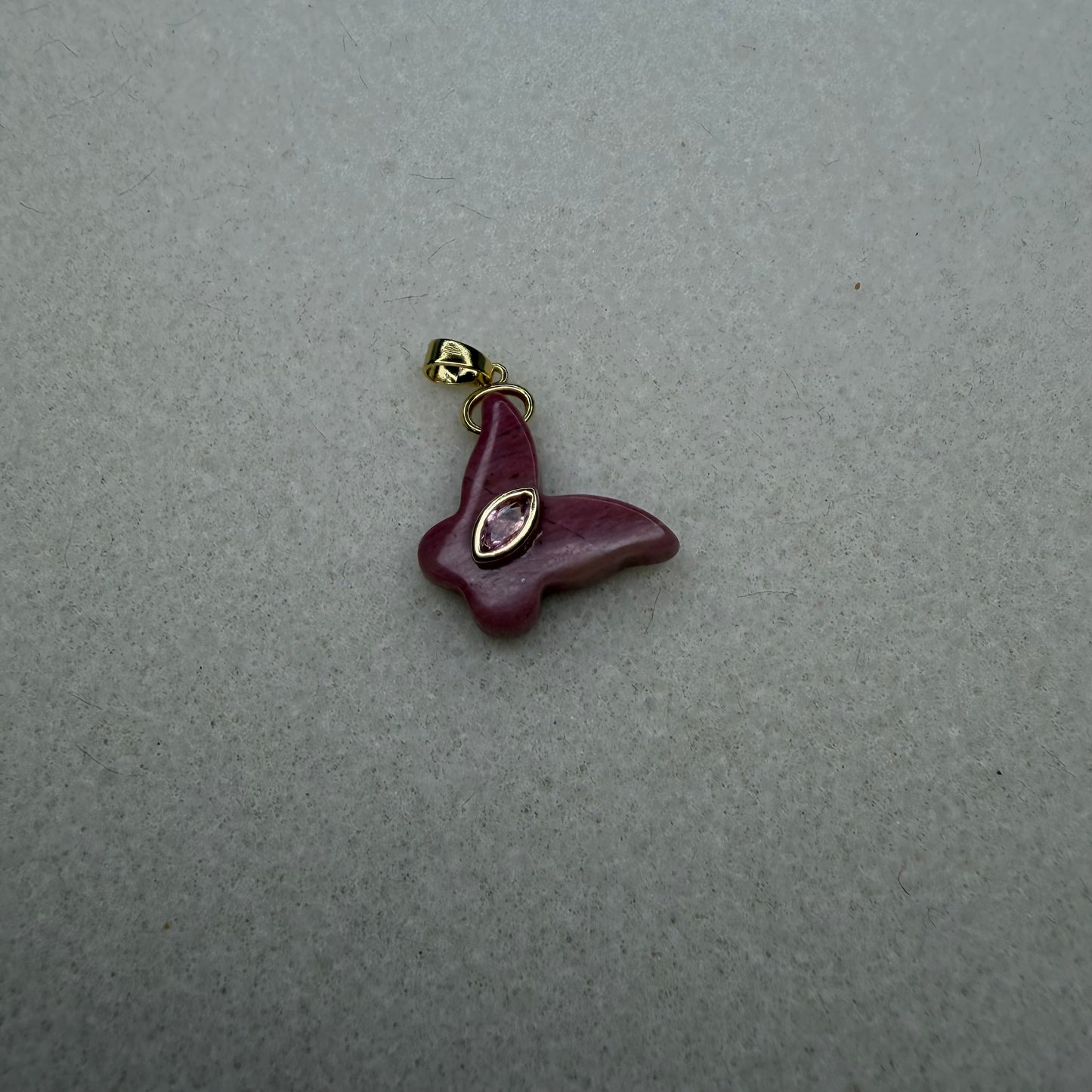 Natural Stone Butterfly Charm – Transformation & Beauty 🦋✨