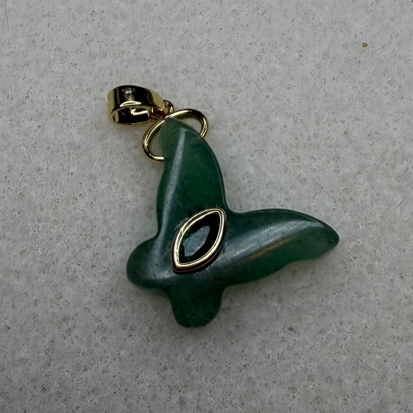 Natural Stone Butterfly Charm – Transformation & Beauty 🦋✨