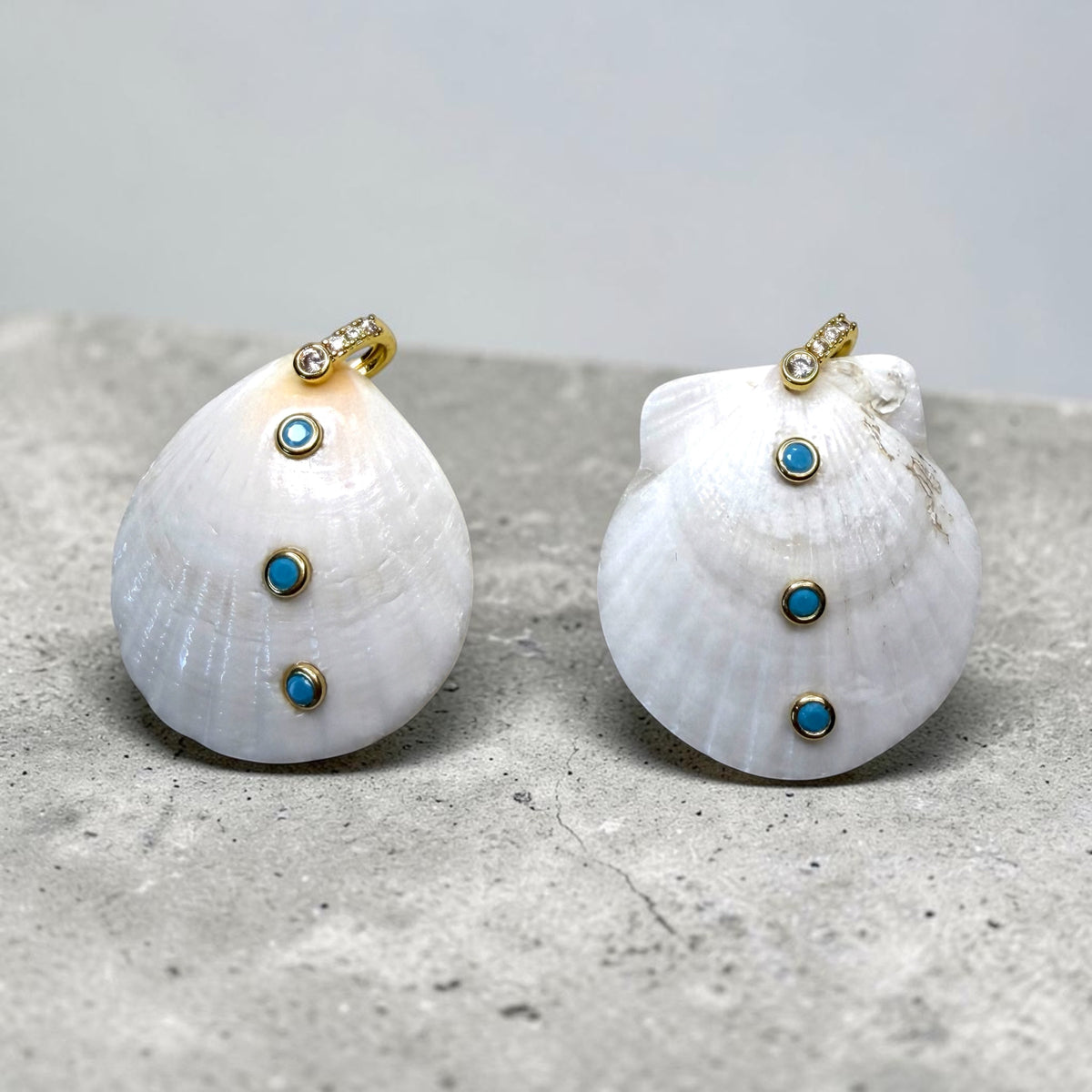 Natural Mother Pearl Shell Pendant with Turquoise Accent