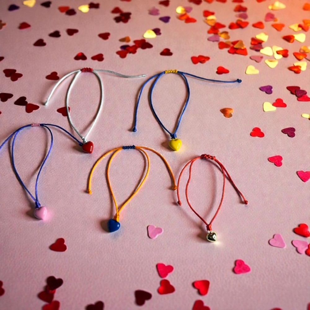 Chunky Heart Charm String Bracelet